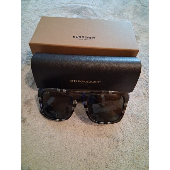 New BURBERRY BE4434 414787 Check Lichen/Dark Grey 57-20-145 Sunglasses main image 9